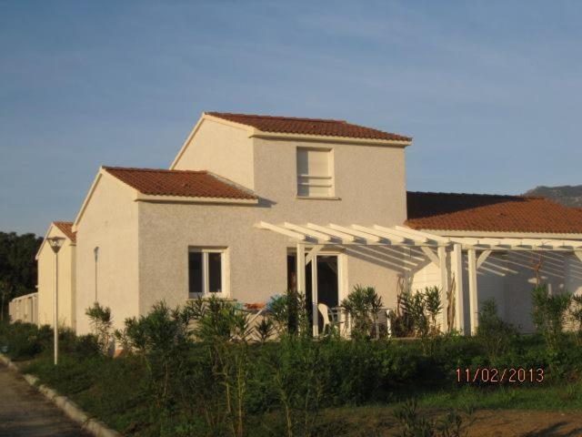 Villa T3 Bord De Mer - Vue Mer A 500 M De La Plage- Piscine Chauffee A Casetta Di A Spiaggia Cervione Eksteriør bilde